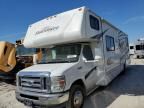 2014 Ford Econoline E450 Super Duty Cutaway Van