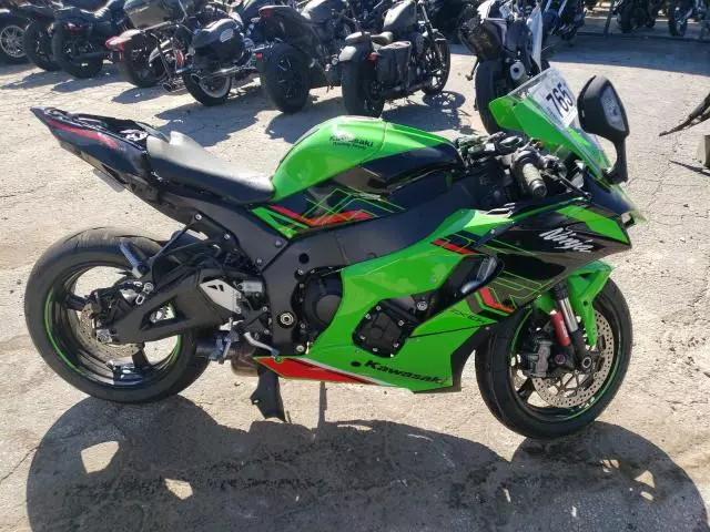 2024 Kawasaki ZX1002 M