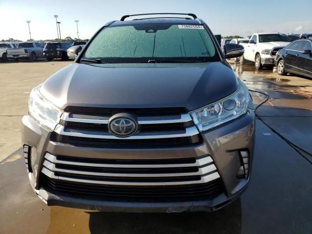 2019 Toyota Highlander SE