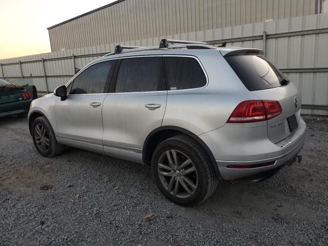 2016 Volkswagen Touareg Sport