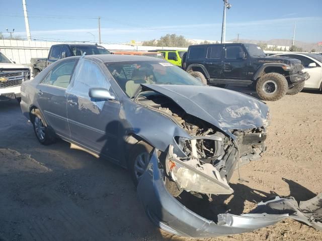 2004 Toyota Camry LE