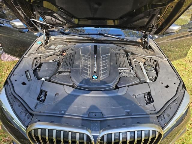 2022 BMW M760 XI