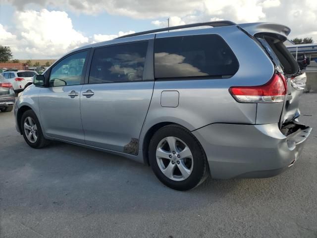 2012 Toyota Sienna LE