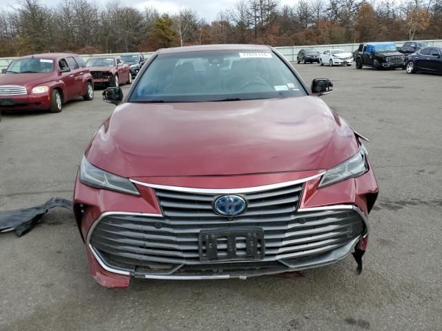 2019 Toyota Avalon XLE