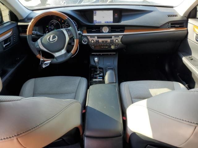 2013 Lexus ES 300H