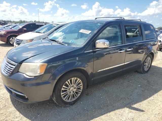 2013 Chrysler Town & Country Touring L