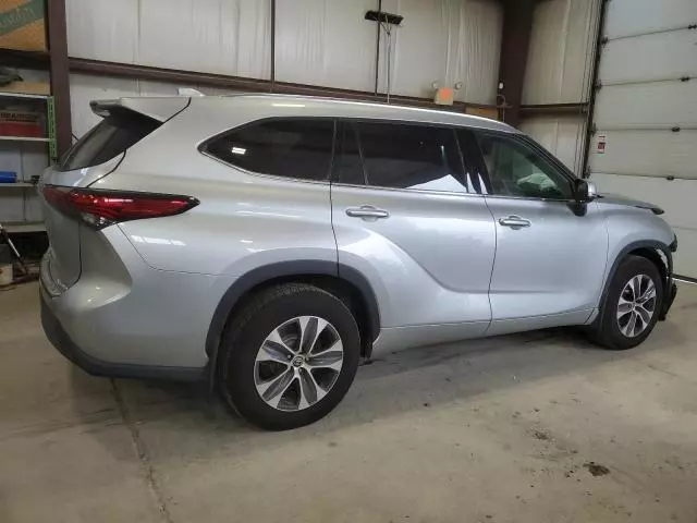 2020 Toyota Highlander XLE