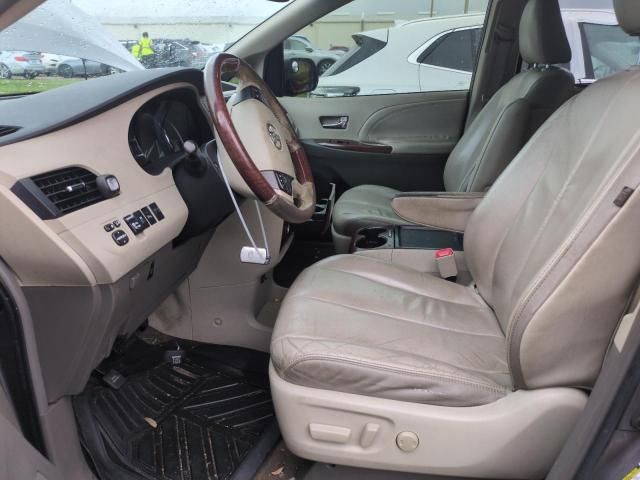 2011 Toyota Sienna XLE