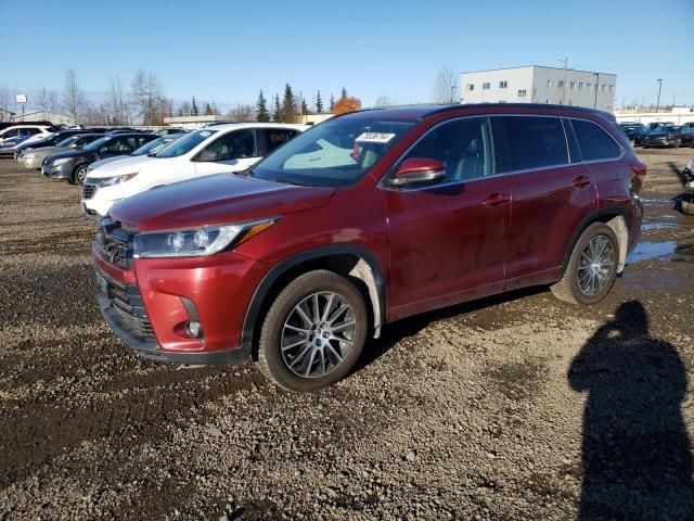 2017 Toyota Highlander SE