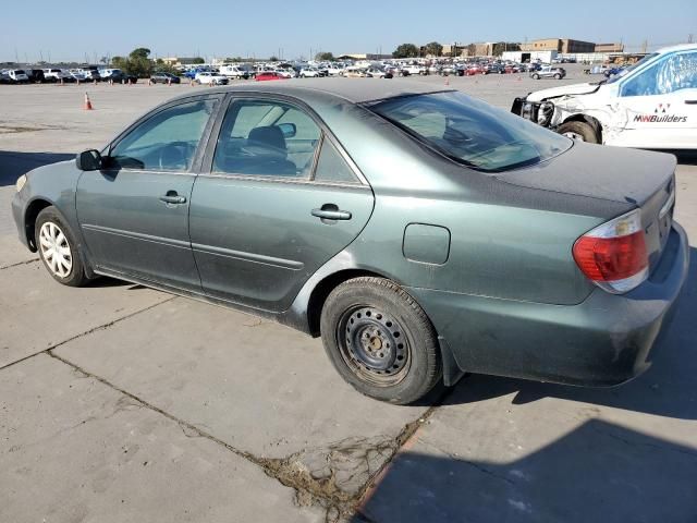 2005 Toyota Camry LE