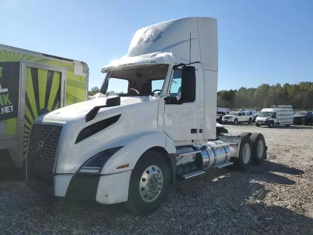 2020 Volvo VN VNL