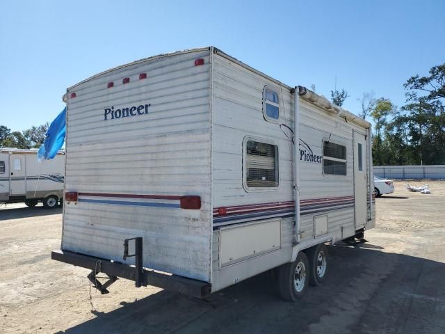 2002 Fleetwood Trailer