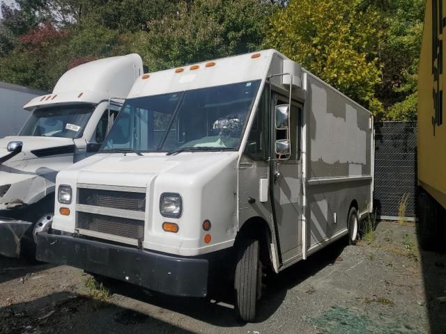 1998 Freightliner Chassis M Line WALK-IN Van