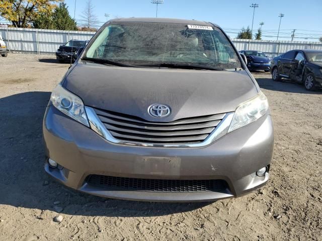 2014 Toyota Sienna XLE