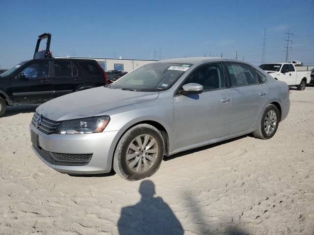 2013 Volkswagen Passat S