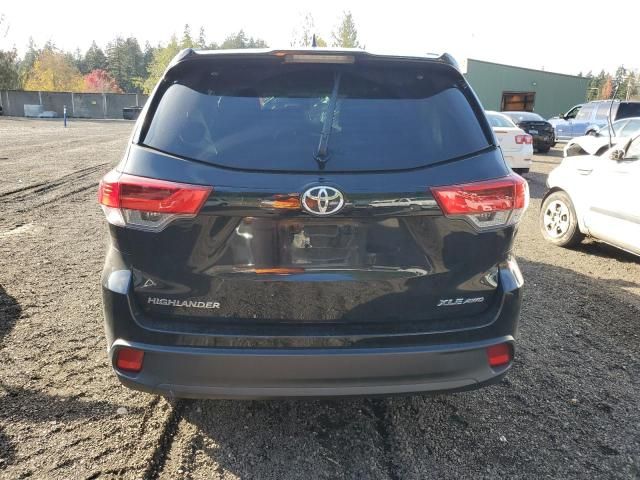 2019 Toyota Highlander SE