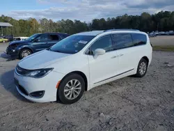 Chrysler Vehiculos salvage en venta: 2019 Chrysler Pacifica Touring L