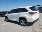 2015 Toyota Highlander LE