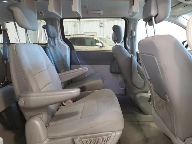 2010 Chrysler Town & Country Touring