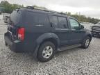 2005 Nissan Pathfinder LE