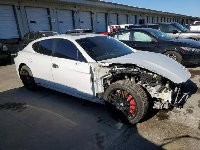 2013 Porsche Panamera GTS