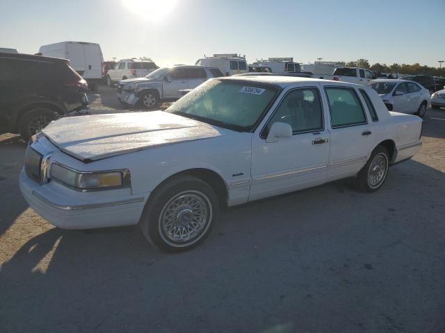 1997 Lincoln Town Car Executive