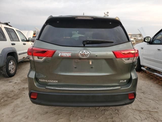 2019 Toyota Highlander SE