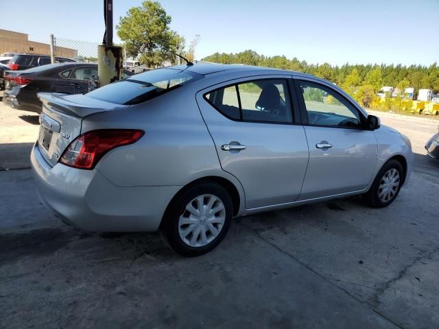 2013 Nissan Versa S