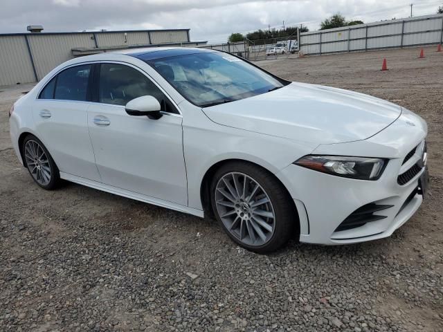 2019 Mercedes-Benz A 220