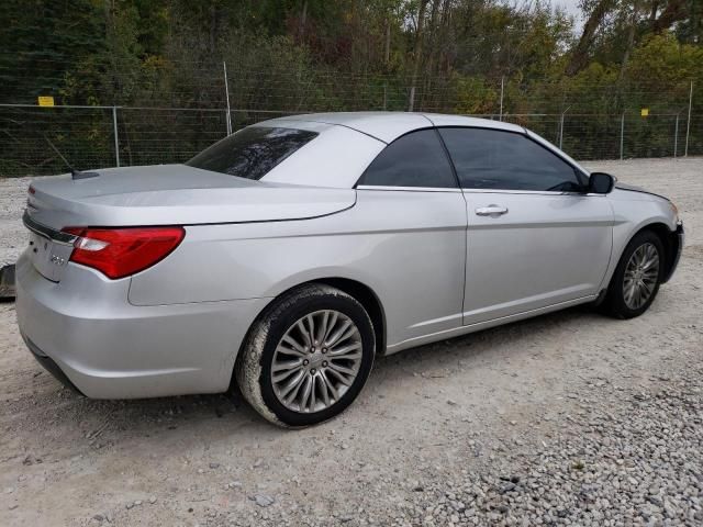 2012 Chrysler 200 Limited