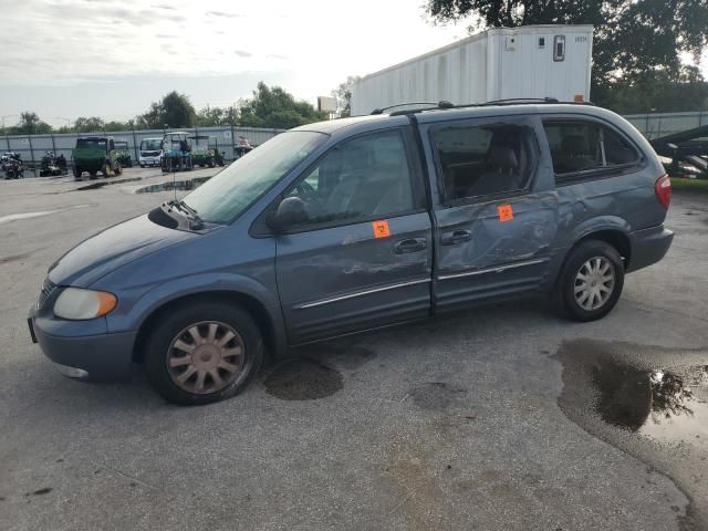 2002 Chrysler Town & Country LXI