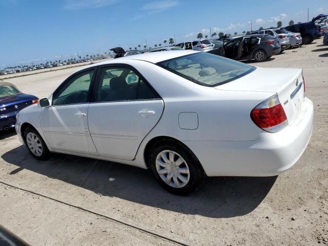 2005 Toyota Camry LE