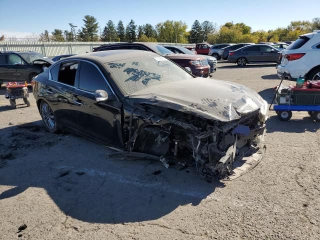 2018 Infiniti Q50 Luxe