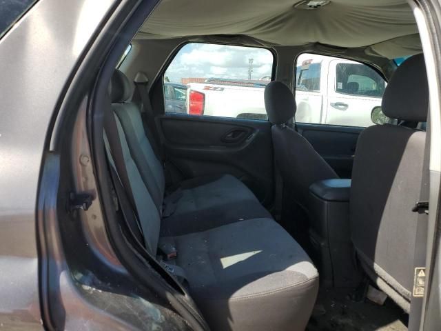 2003 Ford Escape XLS