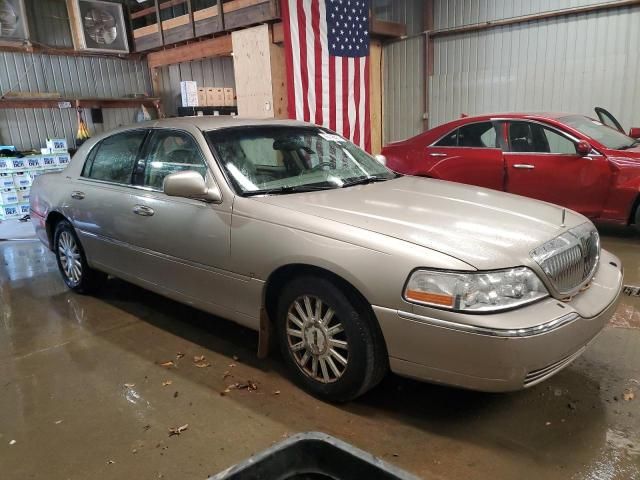 2003 Lincoln Town Car Executive