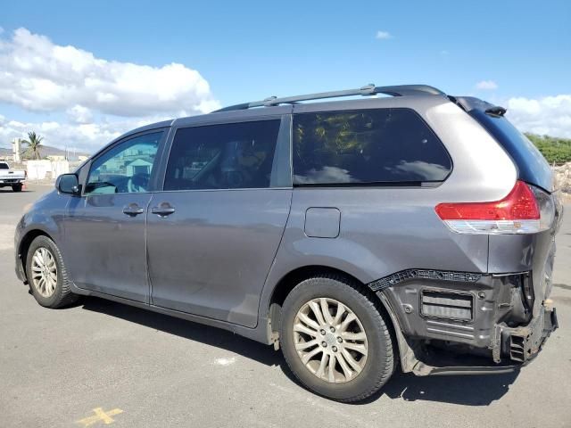 2012 Toyota Sienna XLE