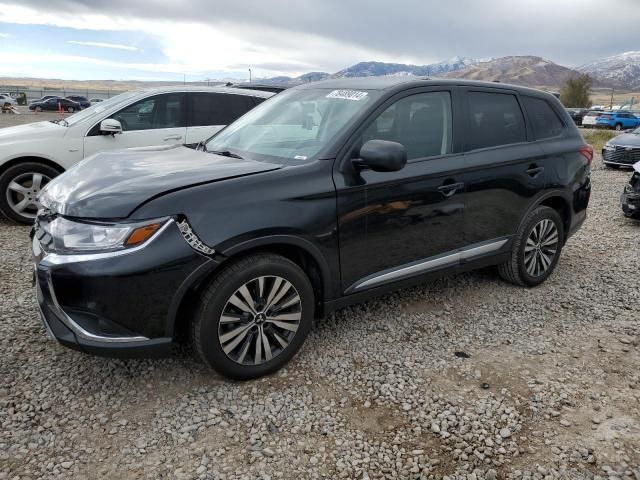 2019 Mitsubishi Outlander SE