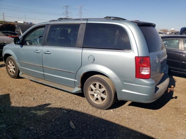 2010 Chrysler Town & Country Touring