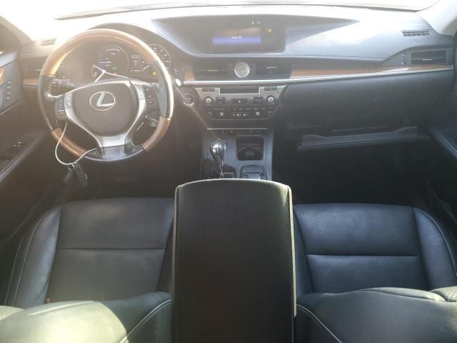 2015 Lexus ES 300H