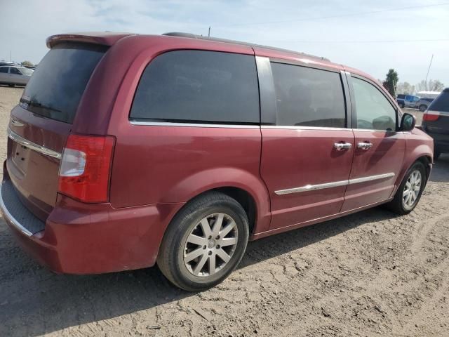 2015 Chrysler Town & Country Touring