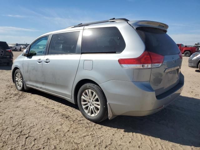 2014 Toyota Sienna XLE