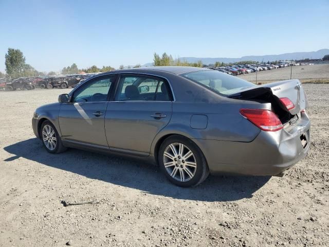 2005 Toyota Avalon XL