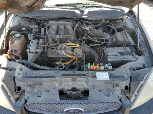 2006 Ford Taurus SE