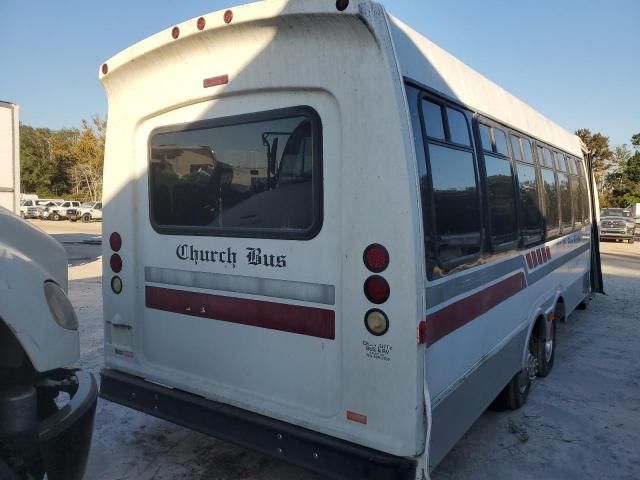 2001 Chevrolet Express Cutaway G3500