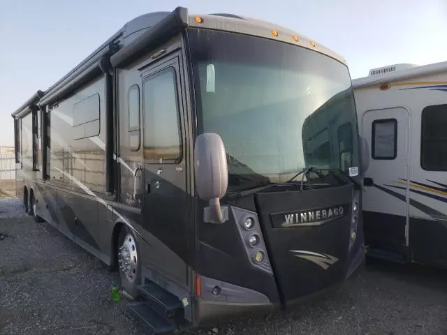 2014 Freightliner Chassis XC