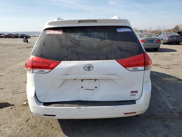 2011 Toyota Sienna XLE