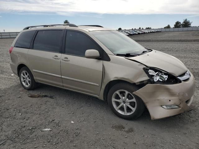 2008 Toyota Sienna XLE