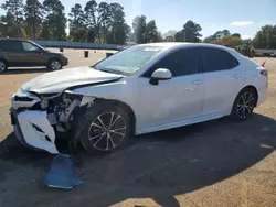 Toyota Vehiculos salvage en venta: 2019 Toyota Camry L