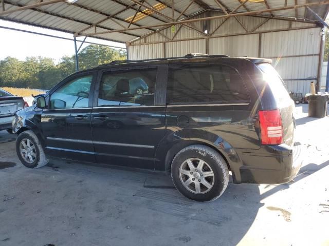 2010 Chrysler Town & Country Touring