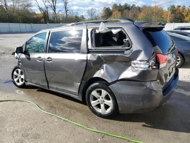 2012 Toyota Sienna LE